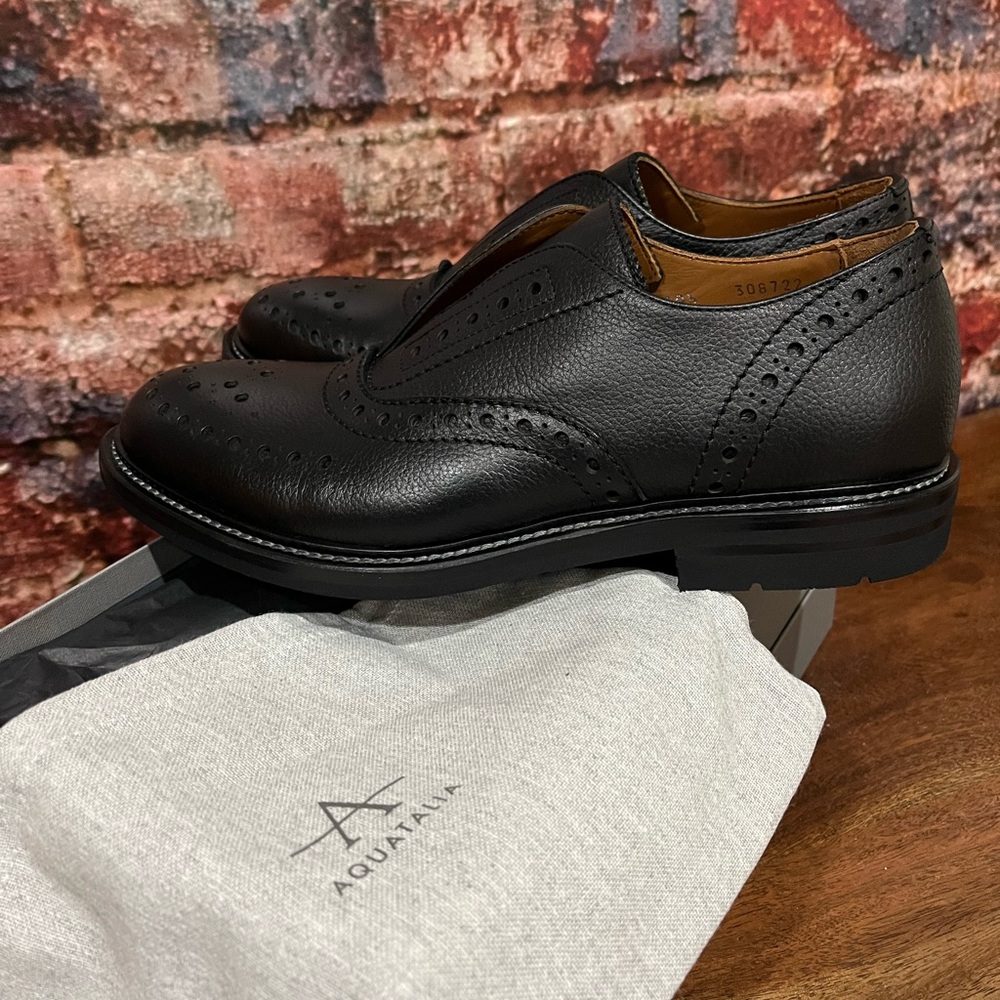 NEW Aquatalia and Men's Black Leather Slip On Dress Shoes Amazing quality. - Picture 2 of 8